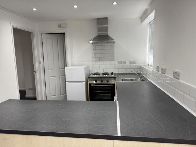 Apartment for rent in Byfleet, Woking