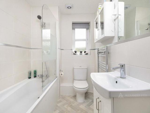 Apartment for rent in Pouchen End, Hertfordshire
