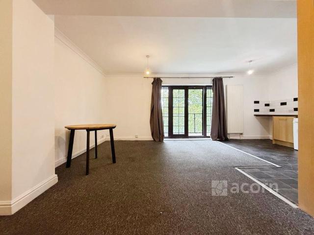 Apartment for rent in Swanscombe and Greenhithe, Monks Orchard