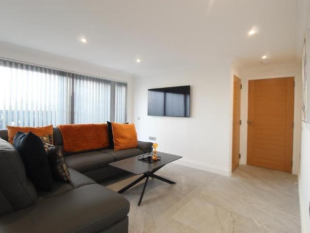 Apartment for rent in City Centre, Ballindoch