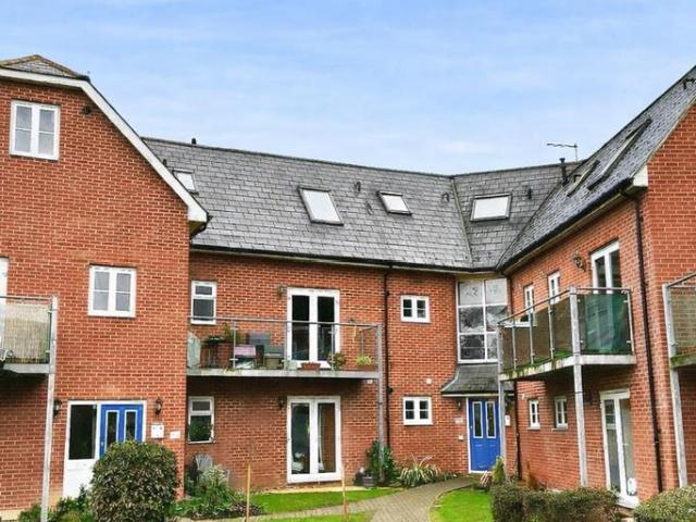 Flat for rent in Old Heath, Fordham Heath