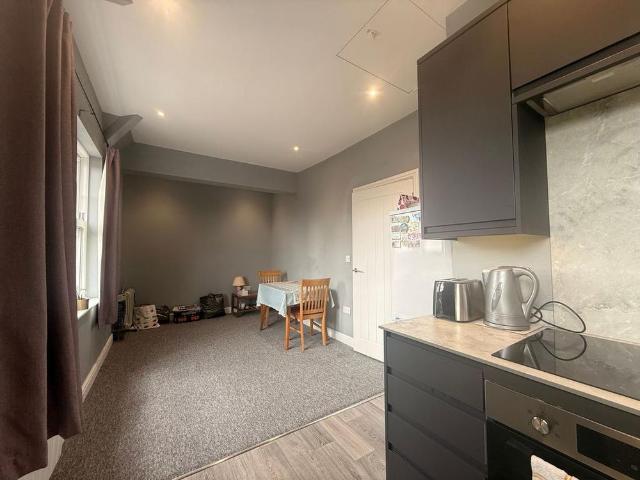 Apartment for rent in Cross In Hand, East Sussex