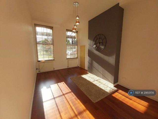 Apartment for rent in Weston, Macclesfield