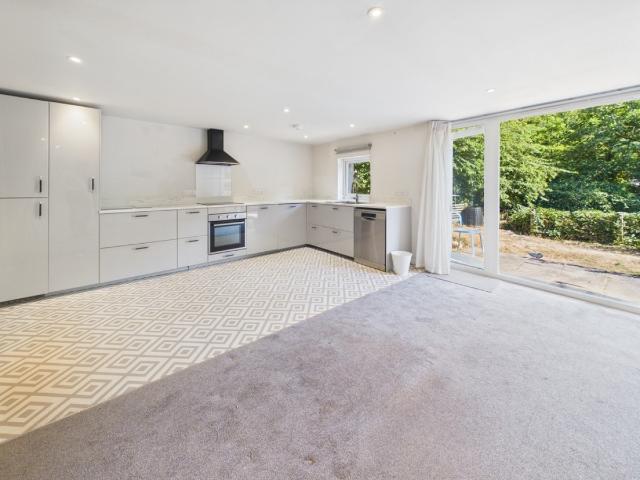 Apartment for rent in Weir Quay, Devon