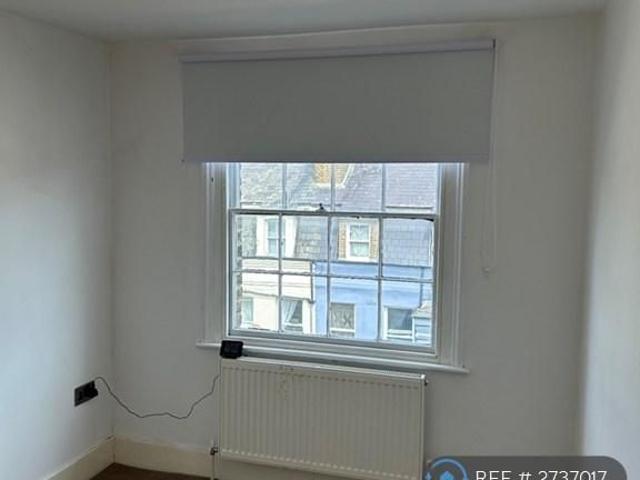 Apartment for rent in Oxenden, The Bridge