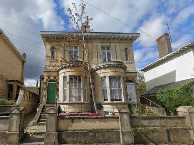 Flat for rent in Newtown, Reading