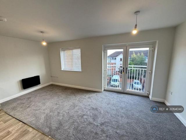 Apartment for rent in Round Hill, Wakefield