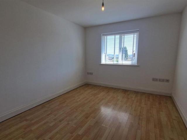 Apartment for rent in Joiner's Square, Hanley