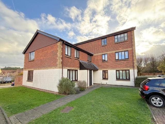 Flat for rent in Winkfield