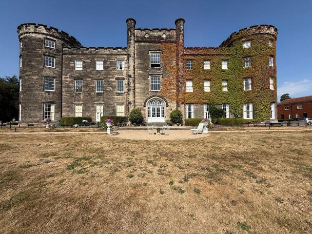Flat for rent in Egginton, East Midlands