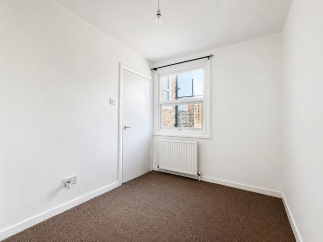 Apartment for rent in Lower Edmonton, Edmonton