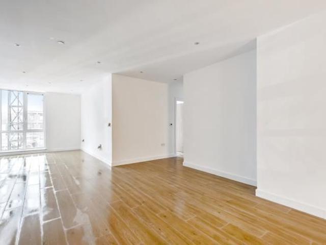 Apartment for rent in The Close, Hampshire