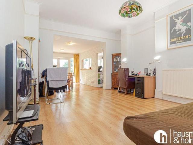 Apartment for rent in Cat Hill, Isle Of Man