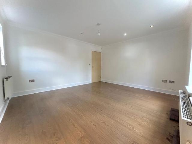 Apartment for rent in Greater London