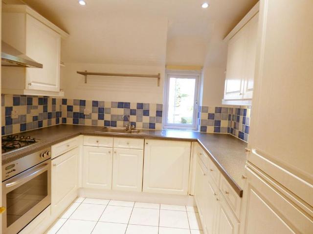 Apartment for rent in Cross In Hand, East Sussex