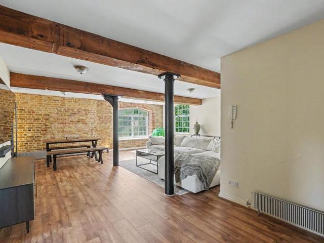 Apartment for rent in Bourne Vale, Kent