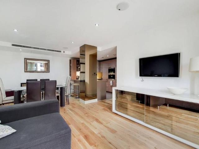 Apartment for rent in Imperial Wharf, Greater London