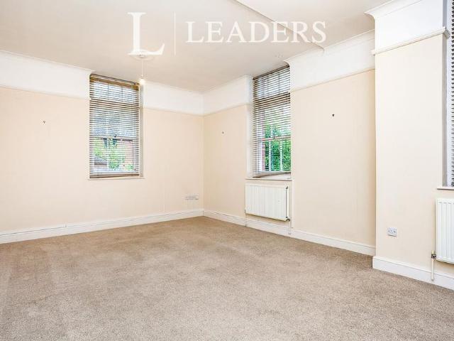 Apartment for rent in Littlehaven, Horsham