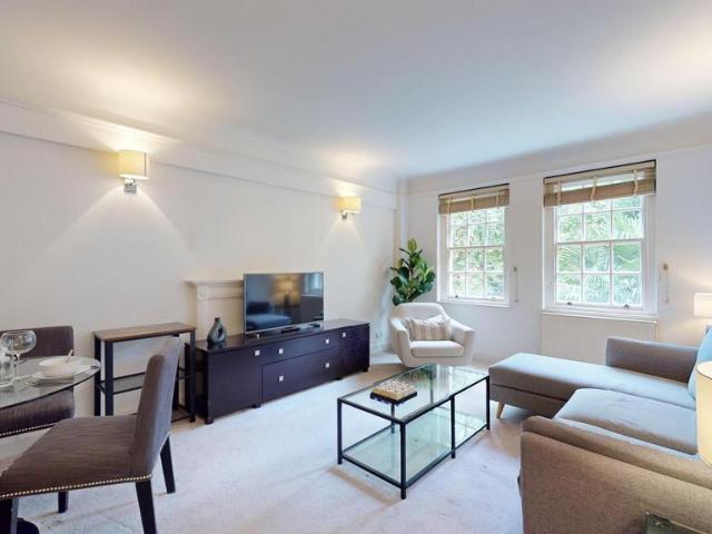 Flat for rent in Chelsea, Greater London
