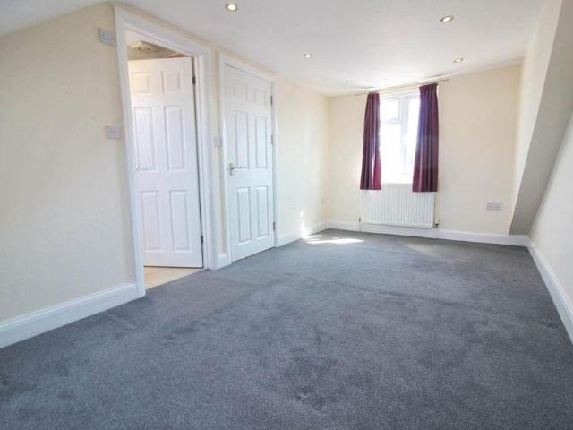 Apartment for rent in West Ealing, Greater London