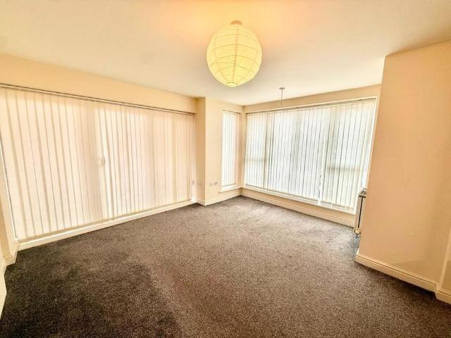 Apartment for rent in Birkenhead, Wirral