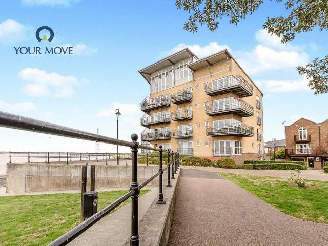 Flat for rent in Greenhithe, Dartford