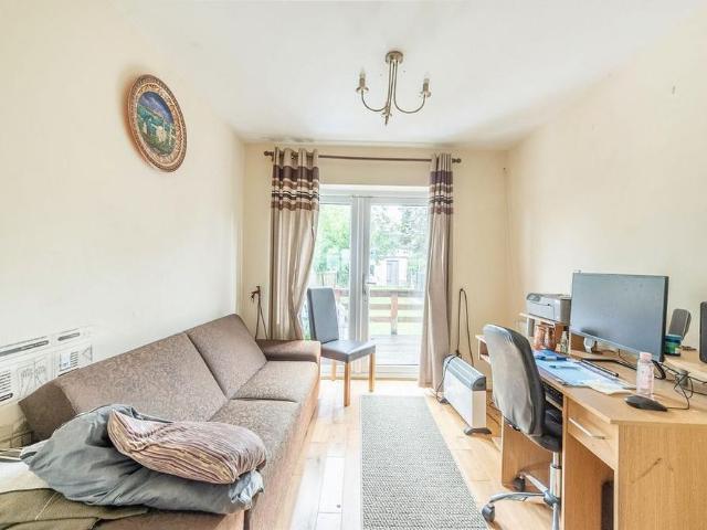 Apartment for rent in Lane, Greater London