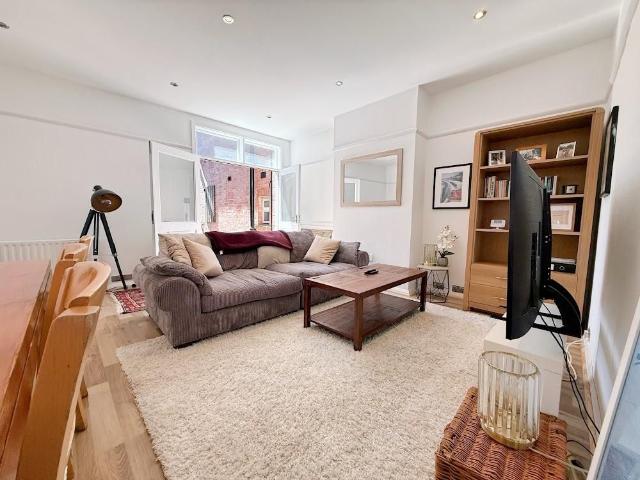 Apartment for rent in Bridgend, Wales