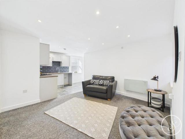 Apartment for rent in Armley, West Yorkshire