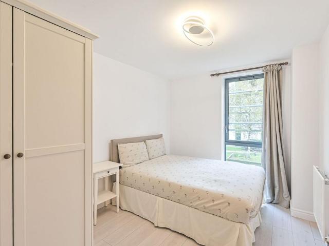 Flat for rent in Colindale, Greater London