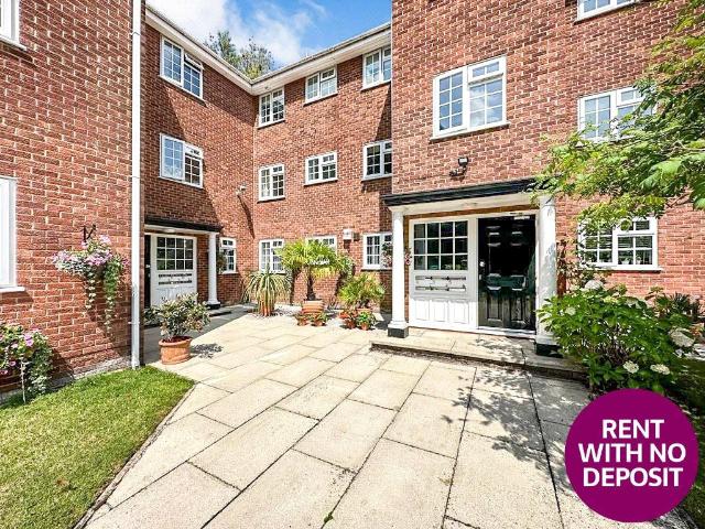 Flat for rent in Trafford Park, Greater Manchester