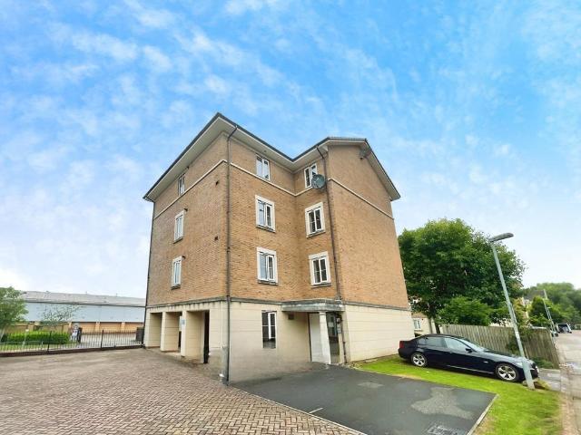 Flat for rent in Cardiff International Sports Village, Falcon Lodge