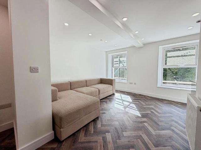 Apartment for rent in St Martins, Caerphilly