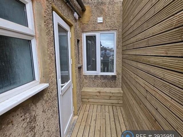 Flat for rent in London Borough of Croydon, Thornton Heath