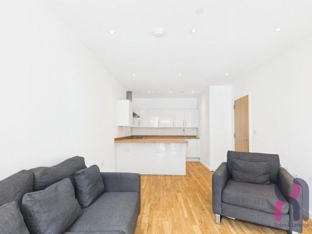Apartment for rent in Brompton, Gillingham
