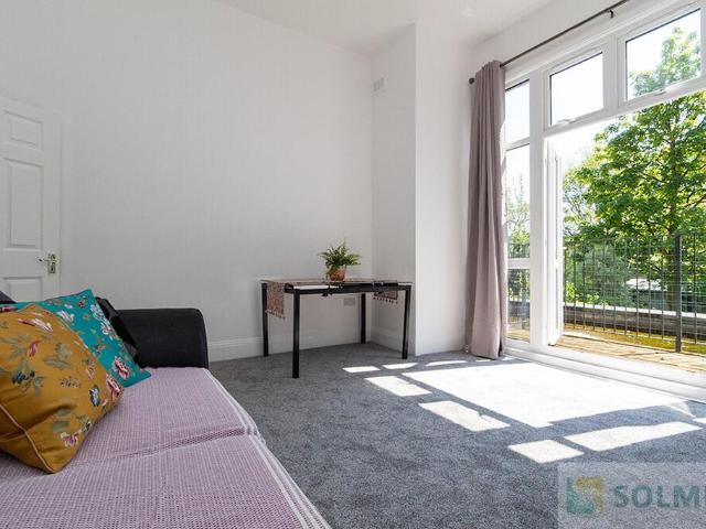 Flat for rent in Brondesbury, Isle Of Man