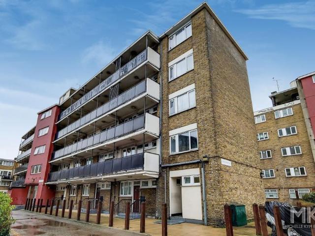Apartment for rent in Limehouse, Greater London