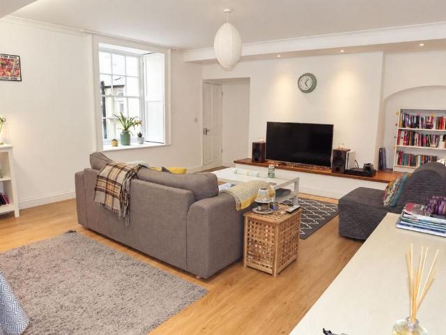 Apartment for rent in Hotwells, Feckenham