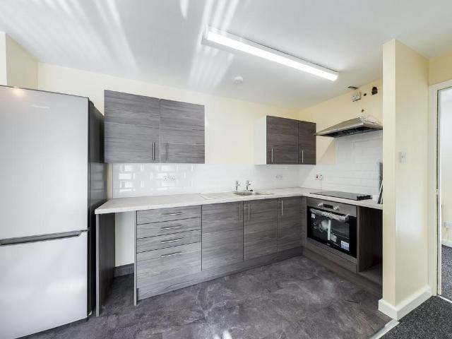 Flat for rent in West Hoe, Mount Wise