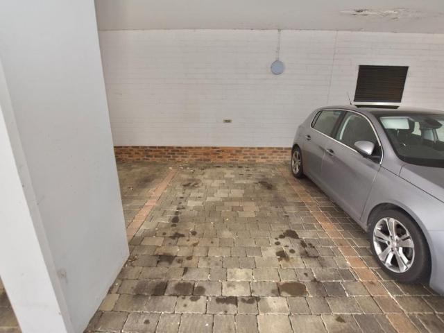 Flat for rent in Row Town, Surrey