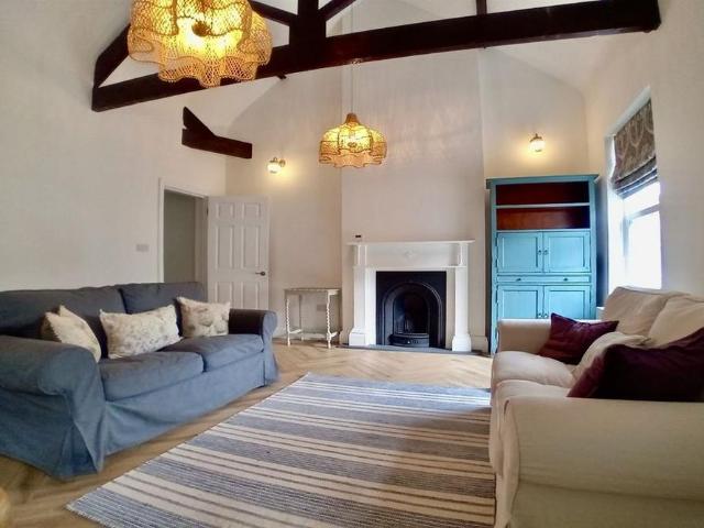 Apartment for rent in Strode, Devon