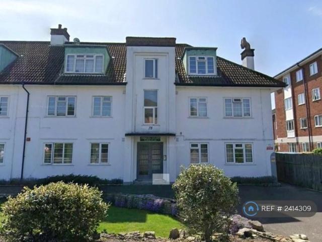 Flat for rent in Branksome, Poole