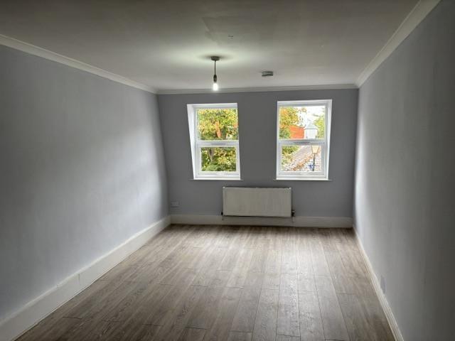 Flat for rent in Beeches Community Board, Burnham