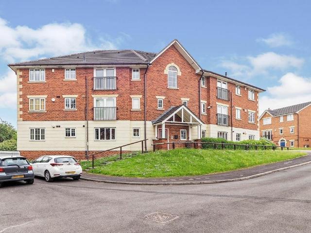 Flat for rent in Cudworth, South Yorkshire