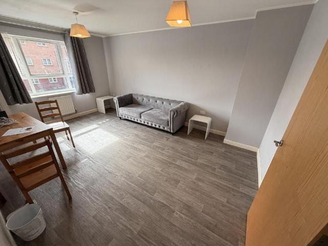 Apartment for rent in Far Cotton and Delapre, Far Cotton