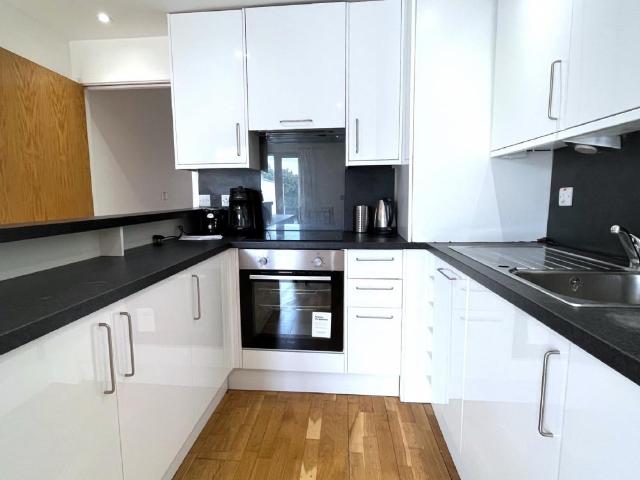 Flat for rent in Somers Town, Greater London
