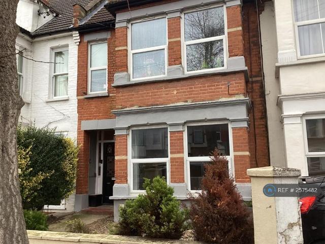 Flat for rent in Alton Barnes, Essex