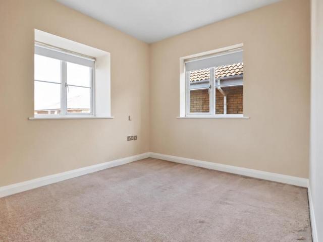 Apartment for rent in Far Cotton and Delapre, Far Cotton