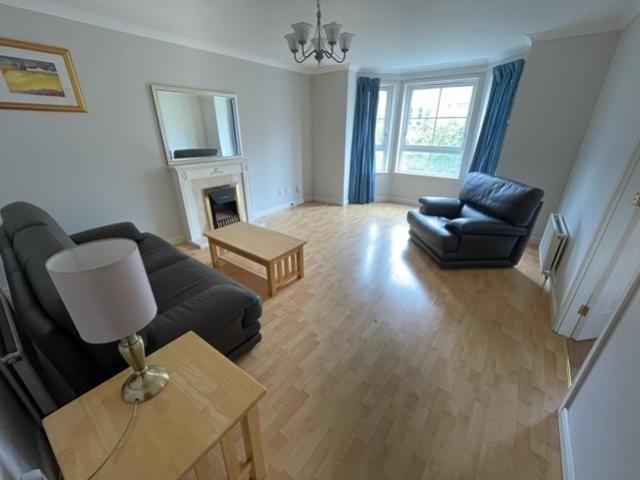 Apartment for rent in Hillside, City of Edinburgh