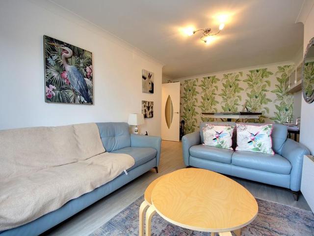 Apartment for rent in Heigham Grove, East Bank
